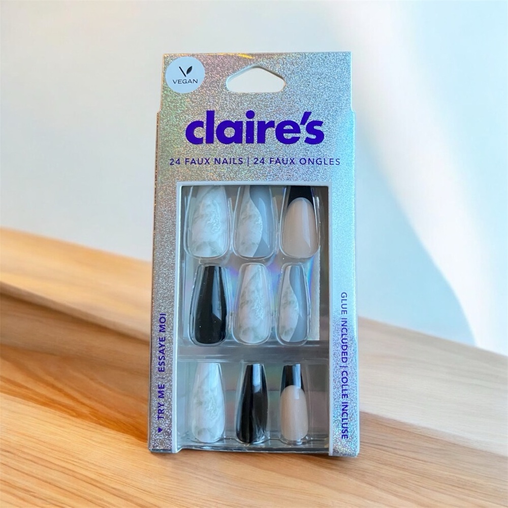 NEW Claire's Vegan 24 Faux Nails Black Gray Marble Design Press On Glue